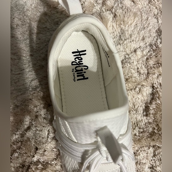NIB Hey Girl Chunky white glitter sneaker! - Picture 5 of 6